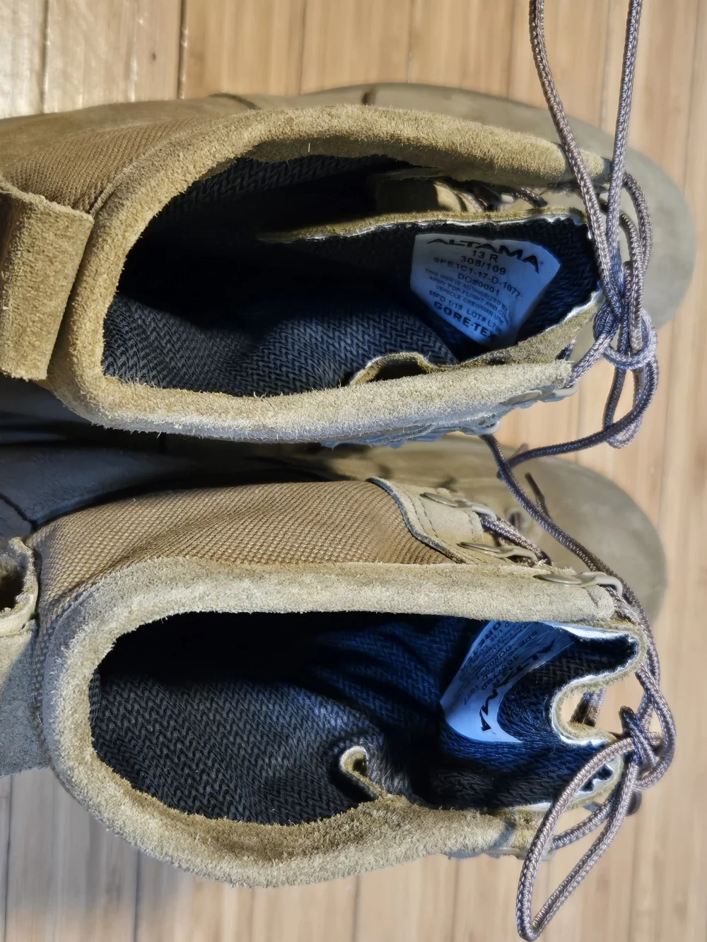 Men's Tactical Lace-Up Boots in Coyote Tan — Durable Field Footwear